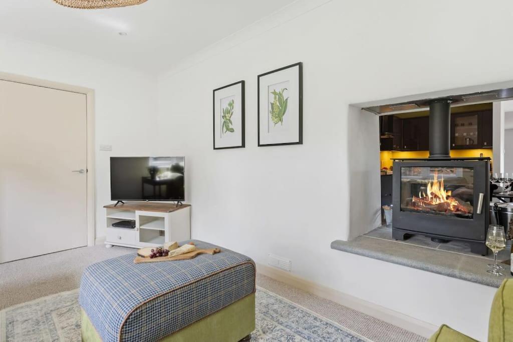 Bramblewood - Cosy Chic, Hot Tub, Close To Beach Stokeinteignhead Dış mekan fotoğraf